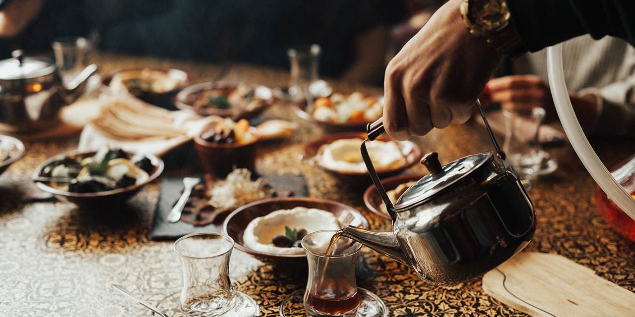 tea service in a lebanese restaurant
