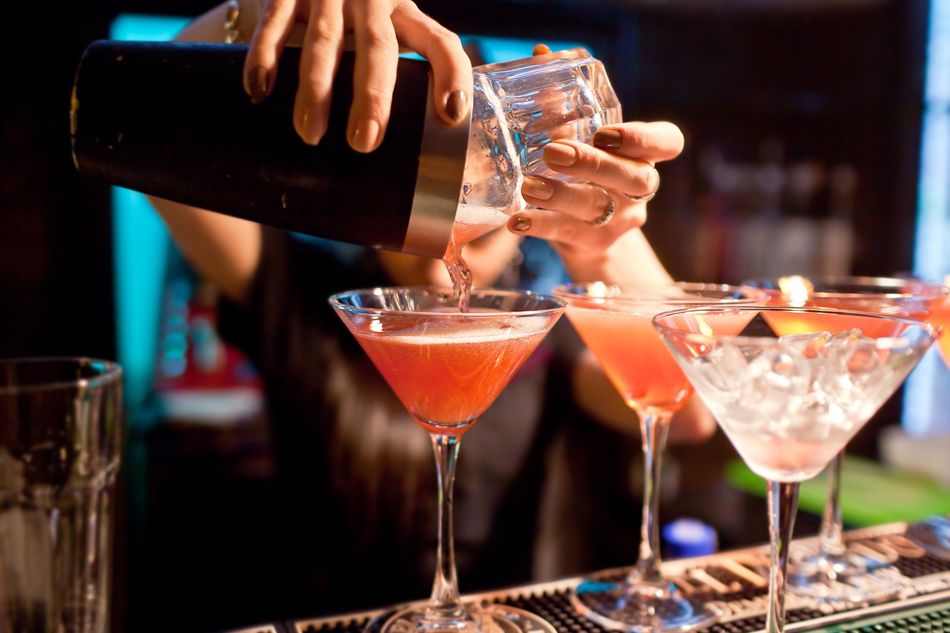 bartender mixing drinks