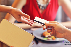Pros and Cons of Digital Tipping in the Hospitality Industry