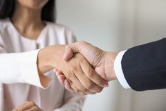 35 Crucial Questions To Ask Before Accepting a Job Offer 